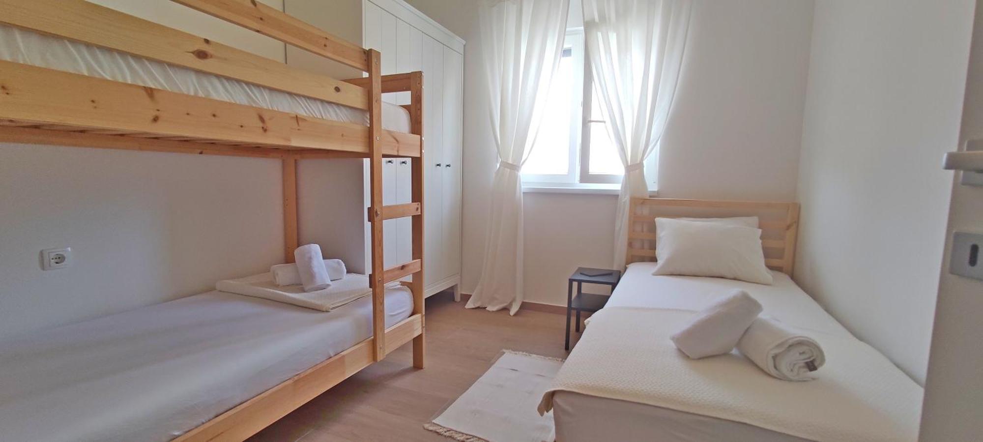 New And Chic Place Near Old Town Of Трогир Номер фото